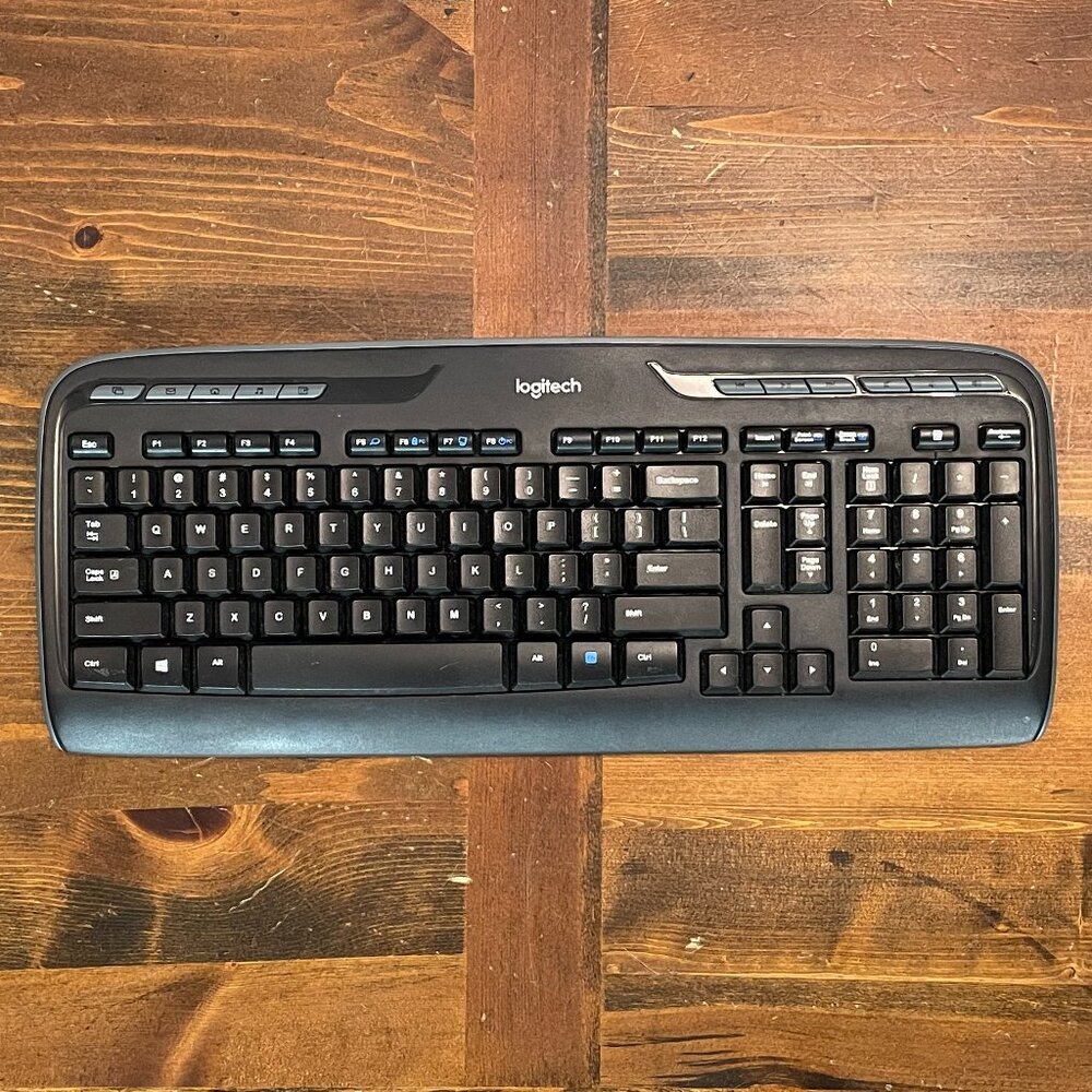 Logitech Keyboard and Mouse (Wireless) - Picture 2 of 4